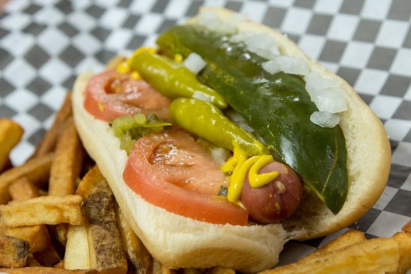 BIG ANGES EATERY Chicago Style Vienna Hot Dog and Fries